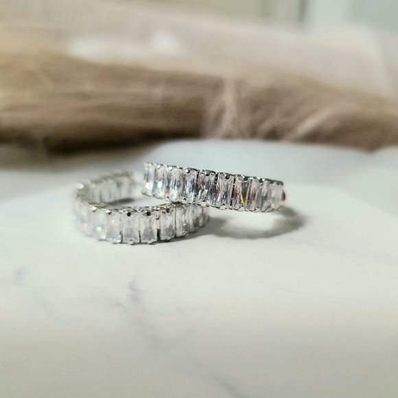 Nola Silver Earring - Picture 5 of 5